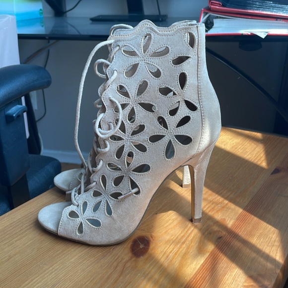 Aldo Heels - Picture 2 of 3